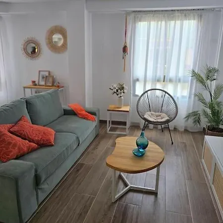 Moderno Y Acogedor